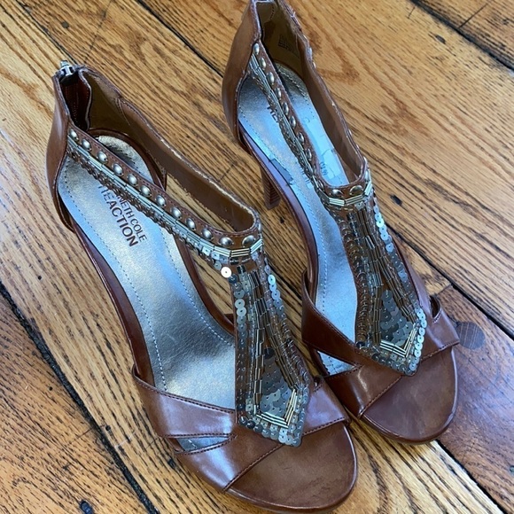 KENNETH Cole Reaction Brow Heels With Gold Details Size 9.5 - never worn - Picture 1 of 6